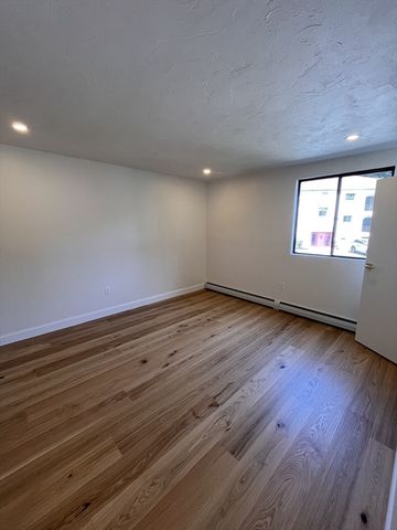 200 Fellsview Terrace 205B, Stoneham, MA 02180