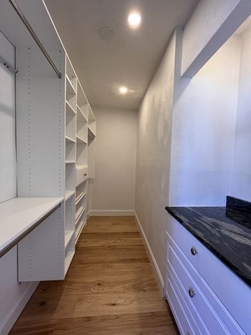200 Fellsview Terrace 205B, Stoneham, MA 02180