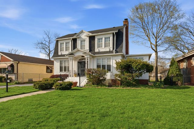 15 E 155th Street, Harvey, IL 60426