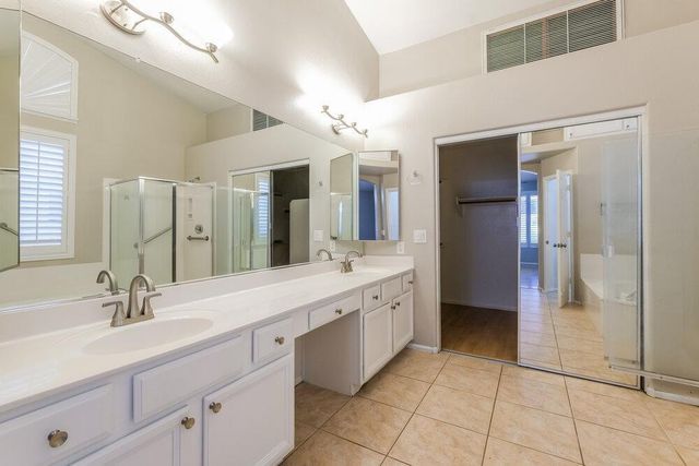 7064 E Lobo Avenue, Mesa, AZ 85209