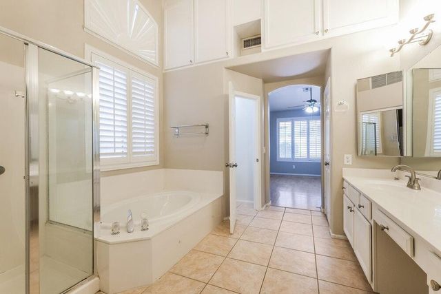 7064 E Lobo Avenue, Mesa, AZ 85209