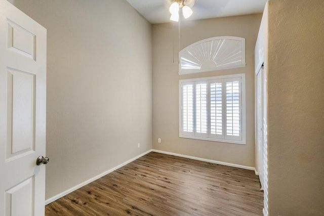 7064 E Lobo Avenue, Mesa, AZ 85209
