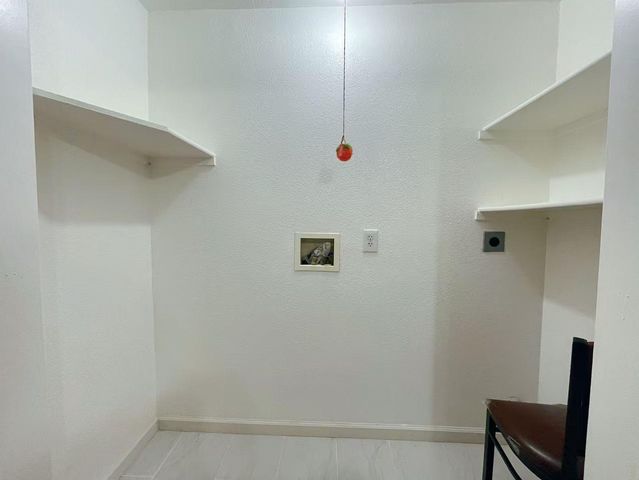 113 Elkhorn Blvd, Rio Linda, CA 95673