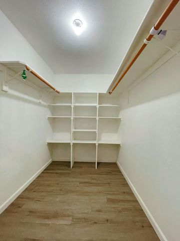 113 Elkhorn Blvd, Rio Linda, CA 95673