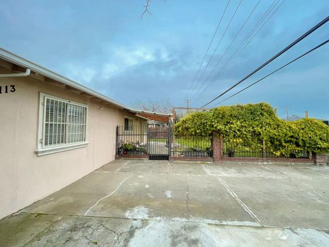 113 Elkhorn Blvd, Rio Linda, CA 95673