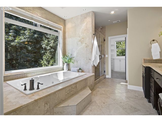 1048 Nw ELOISE Ln, Portland, OR 97229
