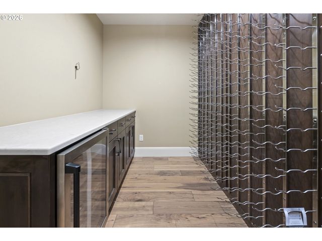1048 Nw ELOISE Ln, Portland, OR 97229