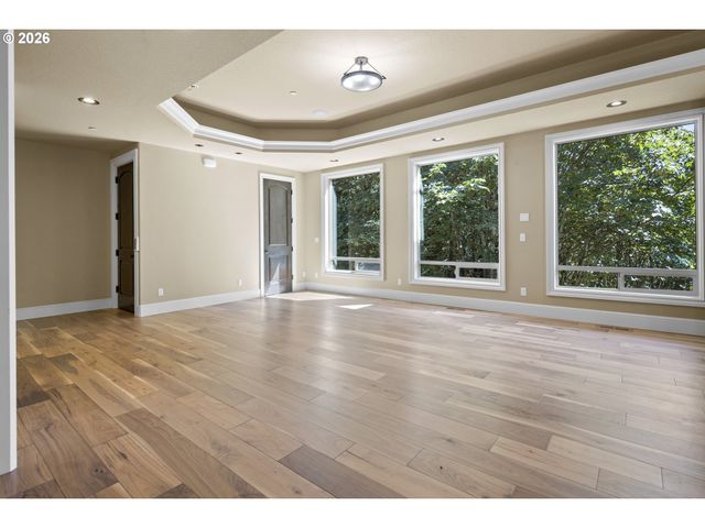 1048 Nw ELOISE Ln, Portland, OR 97229