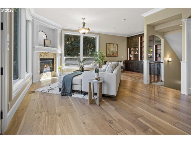 1048 Nw ELOISE Ln, Portland, OR 97229