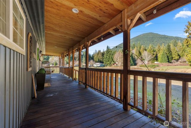 111 Jaybird Lane, Brinnon, WA 98320