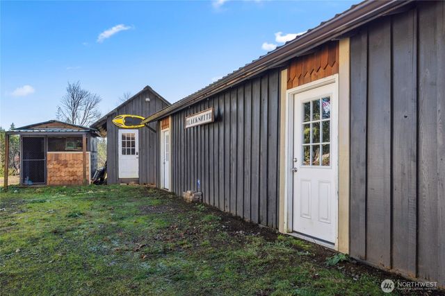 111 Jaybird Lane, Brinnon, WA 98320