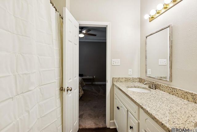 7854 Oakland Dr, Denham Springs, LA 70706