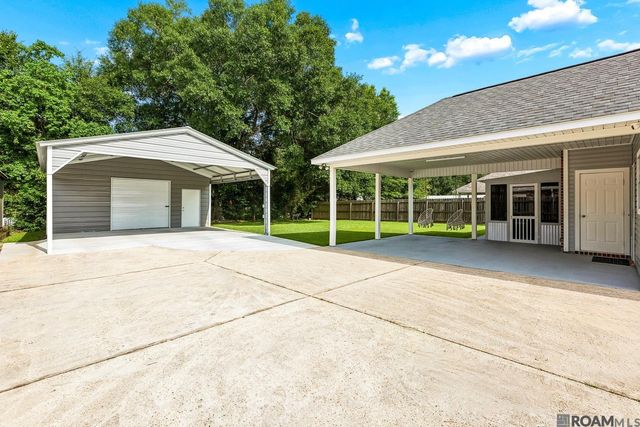 7854 Oakland Dr, Denham Springs, LA 70706