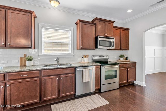 408 Canvasback Lane, Sneads Ferry, NC 28460