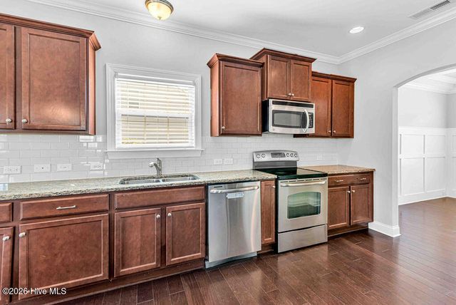 408 Canvasback Lane, Sneads Ferry, NC 28460