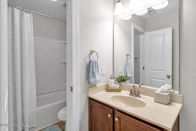 408 Canvasback Lane, Sneads Ferry, NC 28460