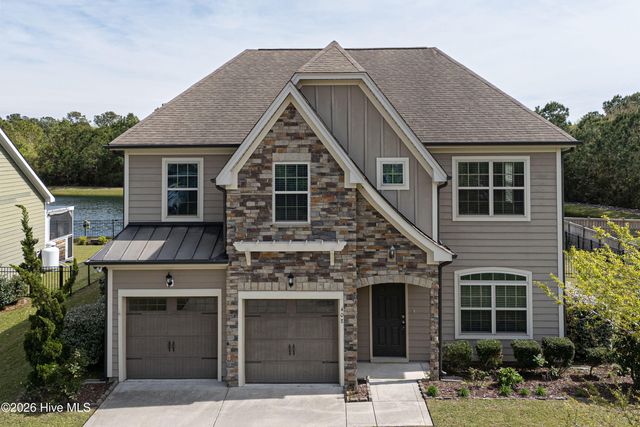 408 Canvasback Lane, Sneads Ferry, NC 28460