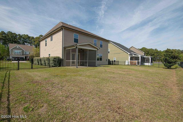 408 Canvasback Lane, Sneads Ferry, NC 28460