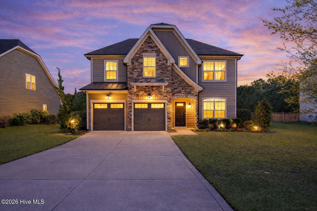 408 Canvasback Lane, Sneads Ferry, NC 28460