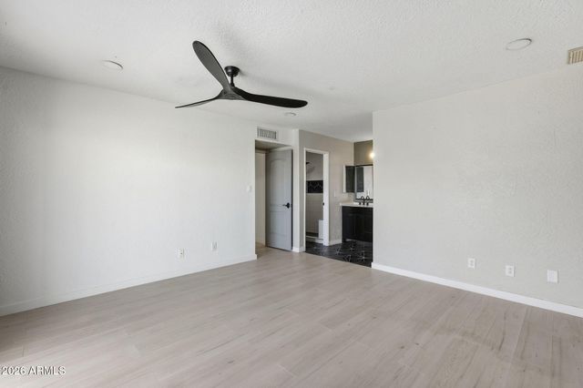 917 N ROOSEVELT Circle, Scottsdale, AZ 85257