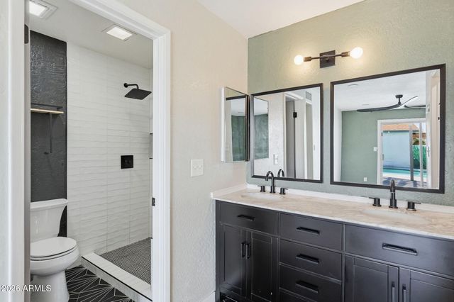 917 N ROOSEVELT Circle, Scottsdale, AZ 85257