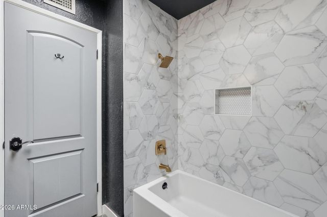 917 N ROOSEVELT Circle, Scottsdale, AZ 85257