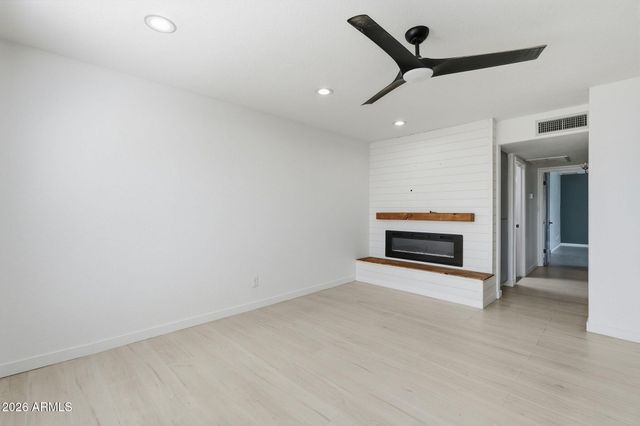 917 N ROOSEVELT Circle, Scottsdale, AZ 85257