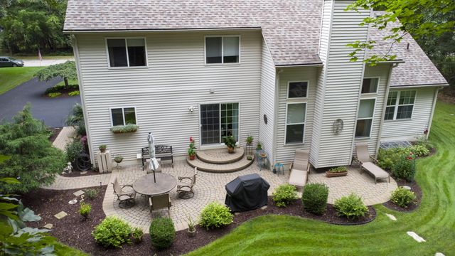 6490 Stillwater Drive, Chelsea, MI 48118