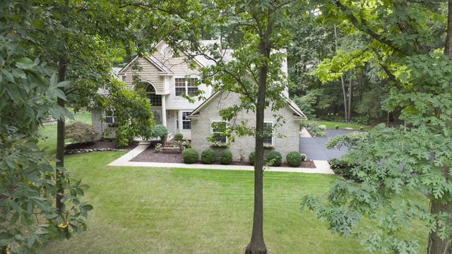 6490 Stillwater Drive, Chelsea, MI 48118