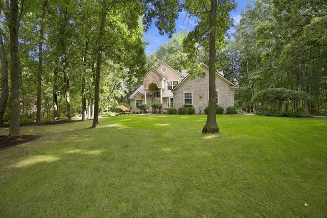 6490 Stillwater Drive, Chelsea, MI 48118