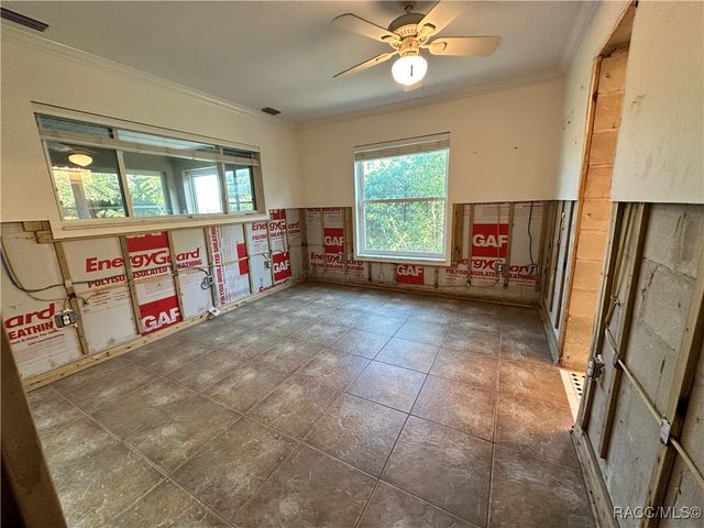 1203 SE Kings Bay Drive, Crystal River, FL 34429