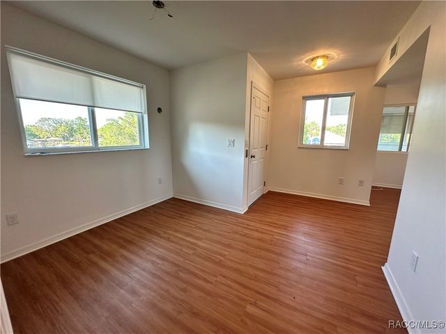 1203 SE Kings Bay Drive, Crystal River, FL 34429