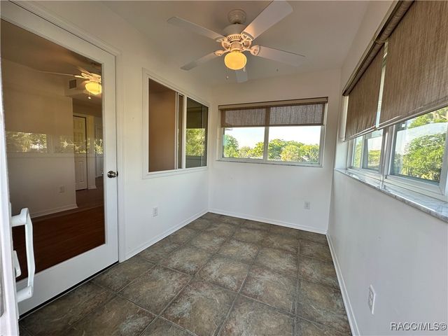 1203 SE Kings Bay Drive, Crystal River, FL 34429