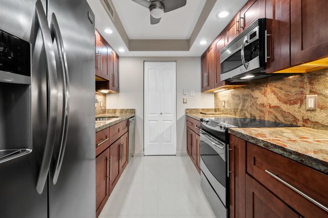 3000 N Ocean Drive 26-B, Singer Island, FL 33404