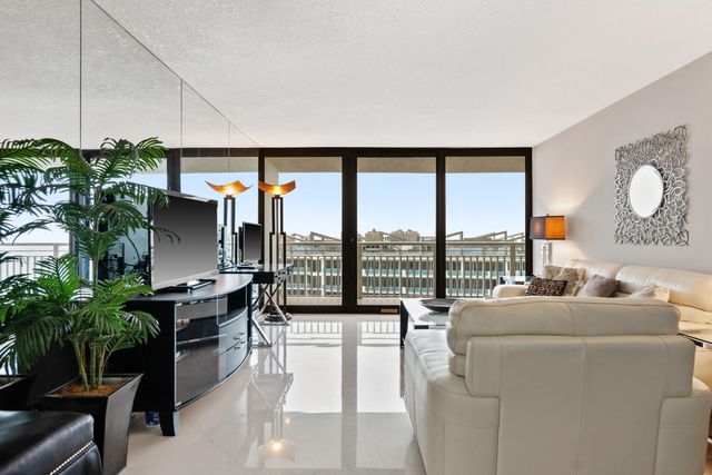 3000 N Ocean Drive 26-B, Singer Island, FL 33404