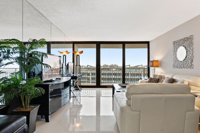 3000 N Ocean Drive 26-B, Singer Island, FL 33404