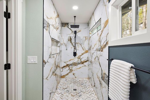 2894 Black Oak Dr, Arnold, CA 95223