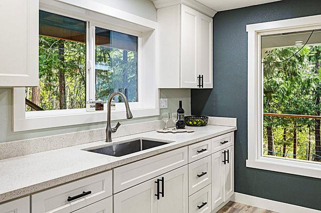 2894 Black Oak Dr, Arnold, CA 95223