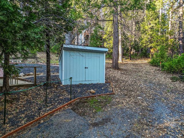 2894 Black Oak Dr, Arnold, CA 95223