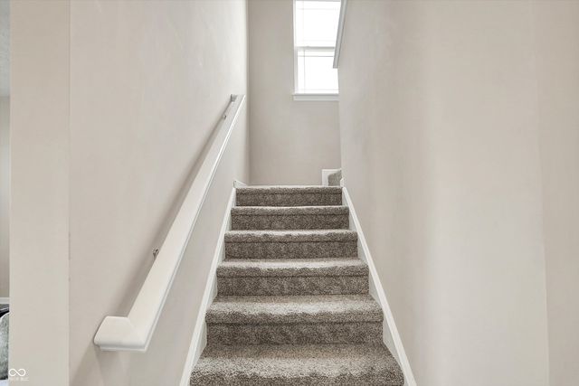 851 Sonoma Lane, Greenfield, IN 46140