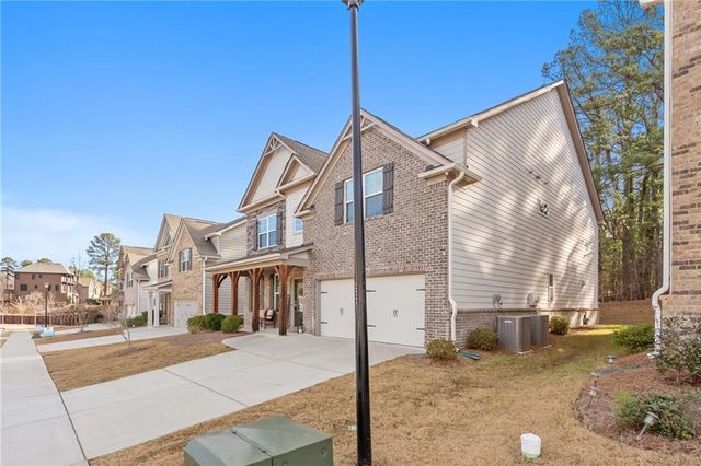 4437 Waxwing Street, Hoschton, GA 30548