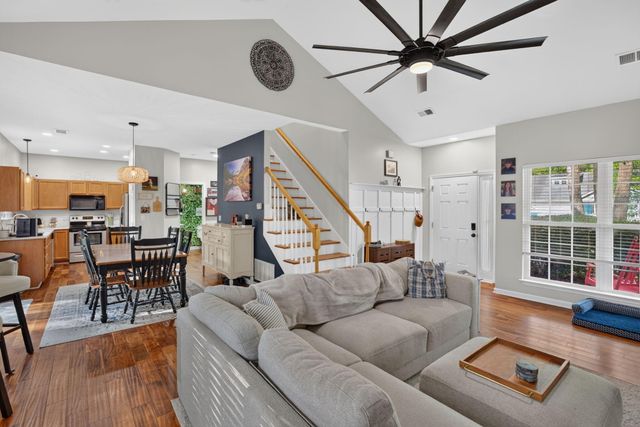 678 Bunkhouse Drive, Charleston, SC 29414