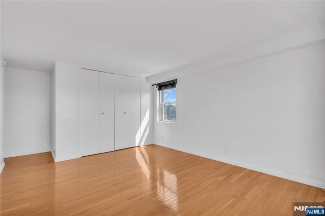 6600 Boulevard East 11E, West New York, NJ 07093