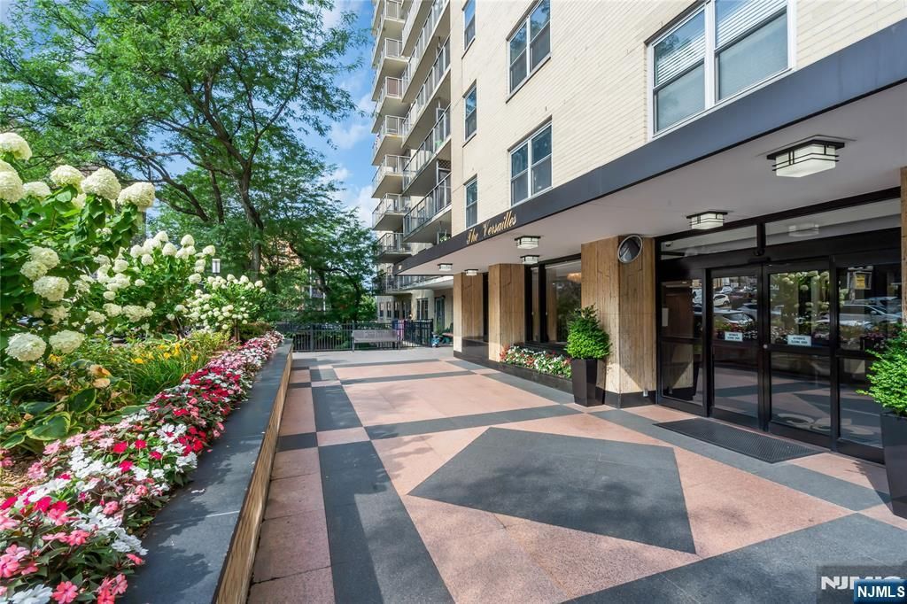 6600 Boulevard East 11E, West New York, NJ 07093