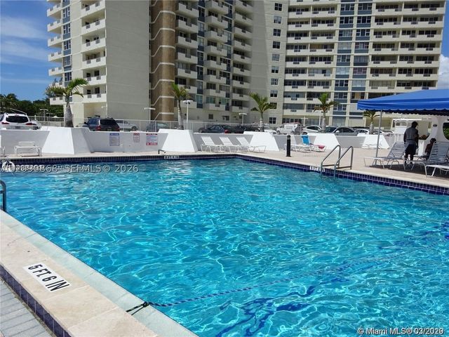3140 S Ocean Dr 305, Hallandale Beach, FL 33009