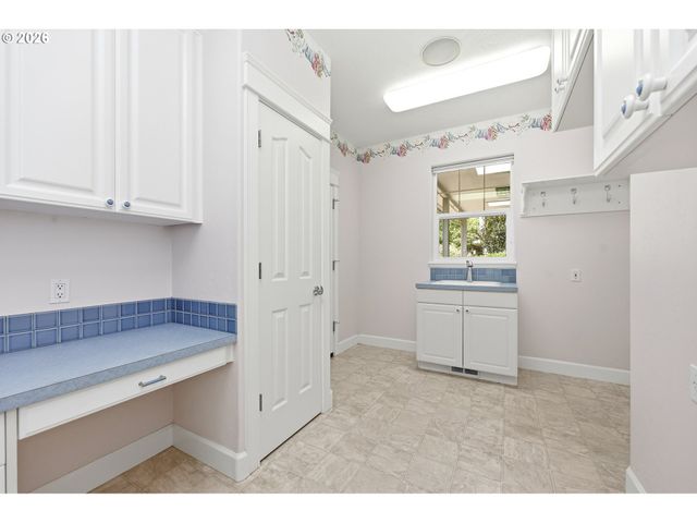 91096 AUSTIN St, Eugene, OR 97408