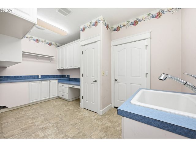 91096 AUSTIN St, Eugene, OR 97408