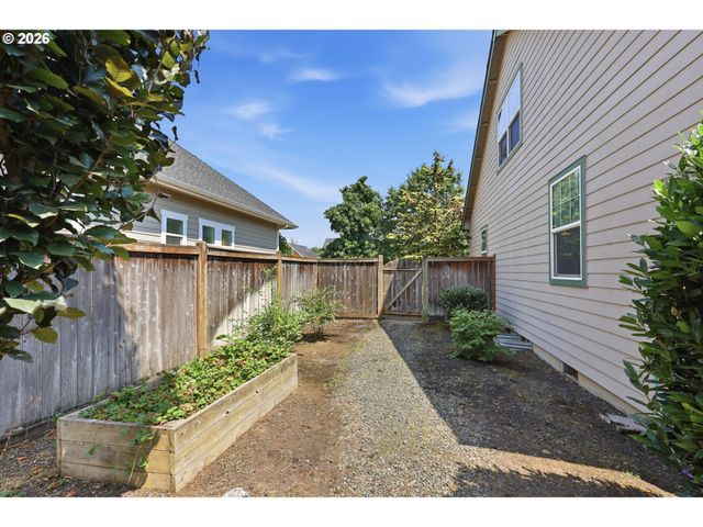 91096 AUSTIN St, Eugene, OR 97408