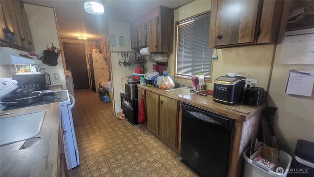 353 5th Avenue SE, Ephrata, WA 98823