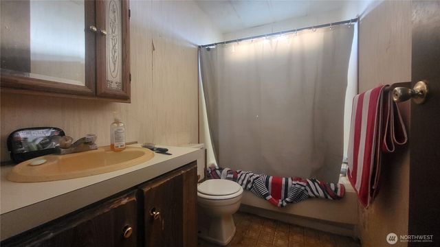 353 5th Avenue SE, Ephrata, WA 98823